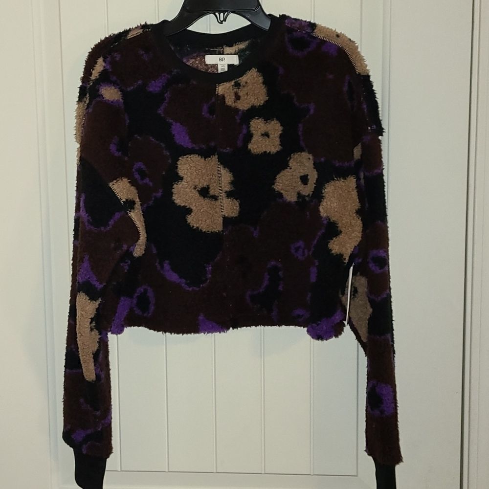 NWT Bp Fuzzy Crop Top Sweater